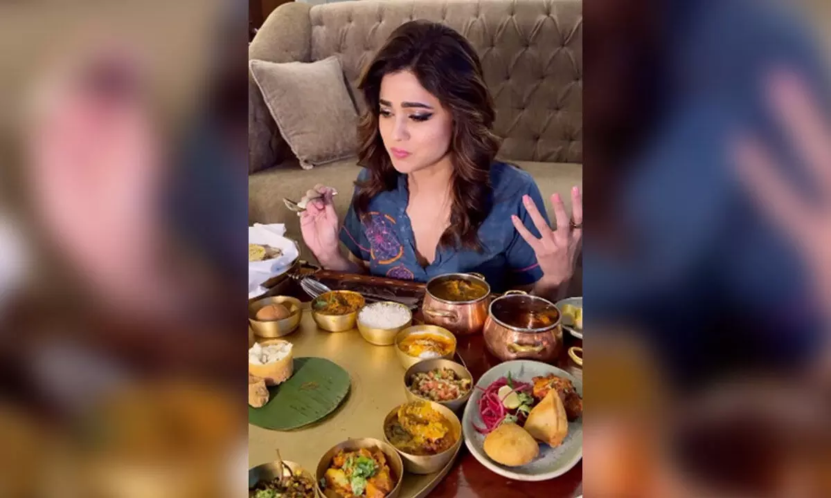 Shamita Shetty enjoys flavours of Rajasthani with a scrumptious thaali