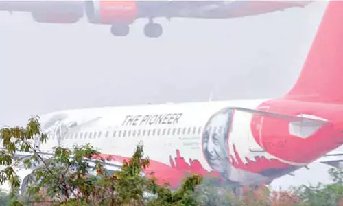 60 flights receive bomb threats