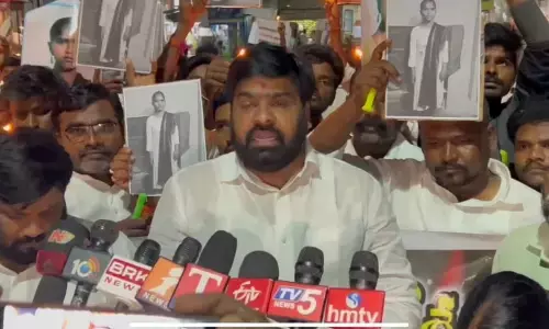 Justice Demanded for Minor Girls Death: Nadigadda Rights Struggle Committee Leads Rally in Gadwal