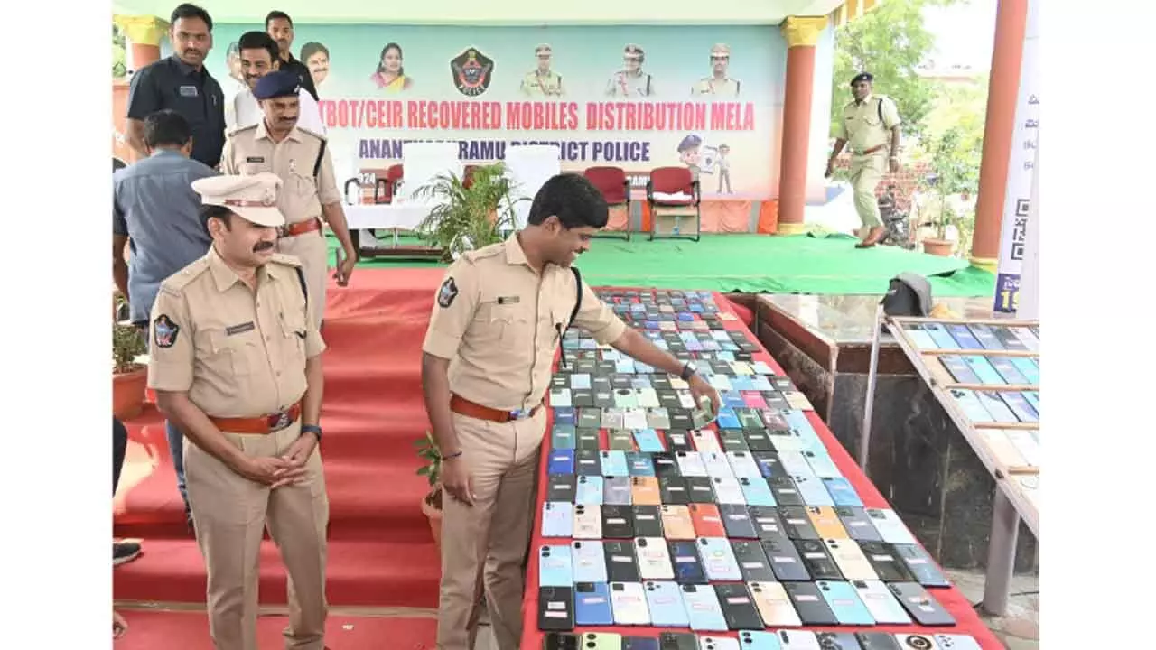 Anantapur police recover over 10,000 mobiles from 22 states