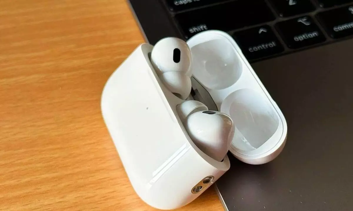 Apple AirPods Pro 2: New Hearing Aid and Loud Sound Reduction Features with iOS 18.1