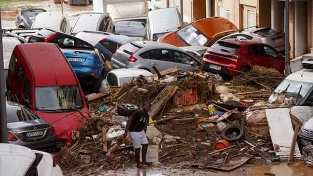 Spain: Death toll of floods climbs to 95