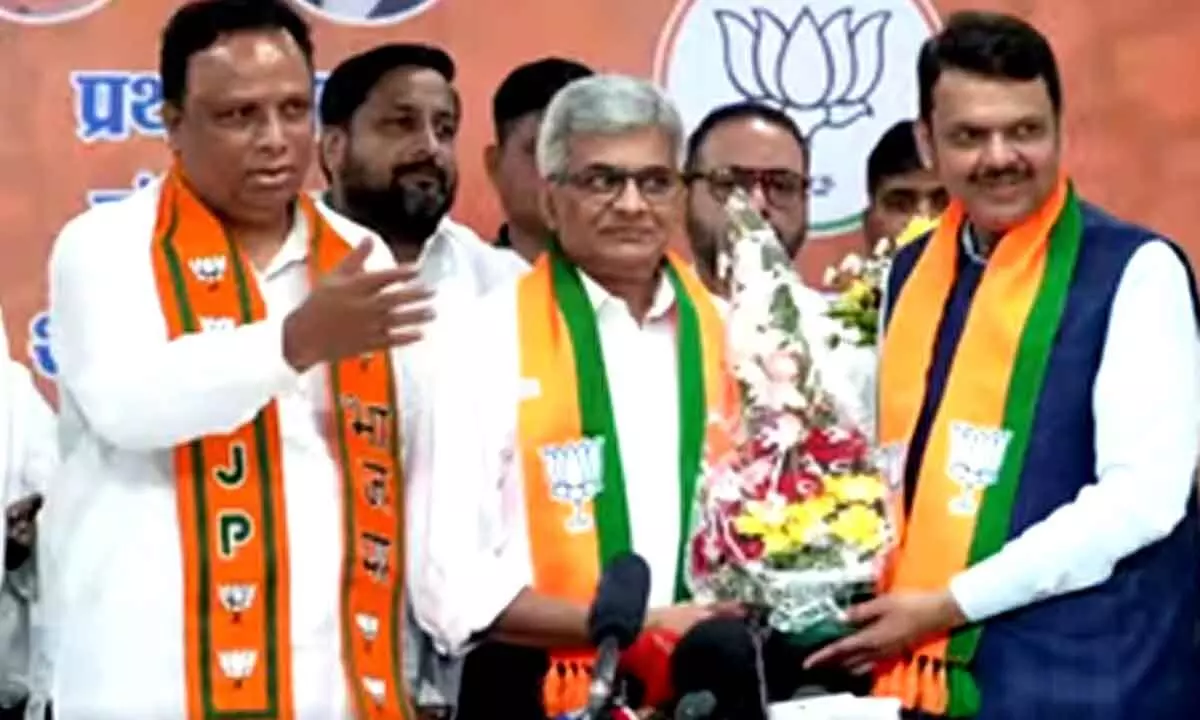 Mumbai Congress receives jolt as veteran Ravi Raja joins BJP