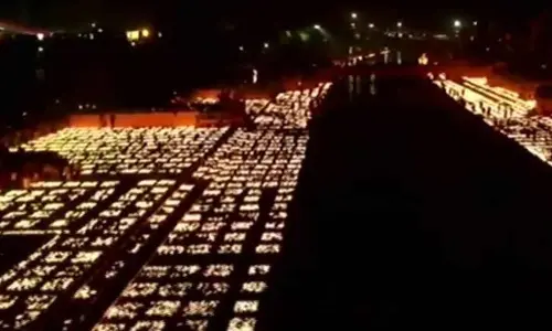 25L diyas lit up Ayodhya on Guinness Deepotsav