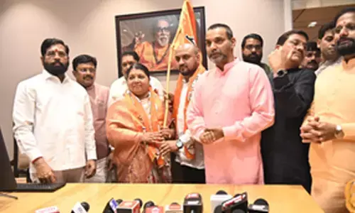Maha polls: Congress legislator Jayashree Jadhav joins Shiv Sena