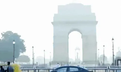 Delhis air quality plummets to very poor category