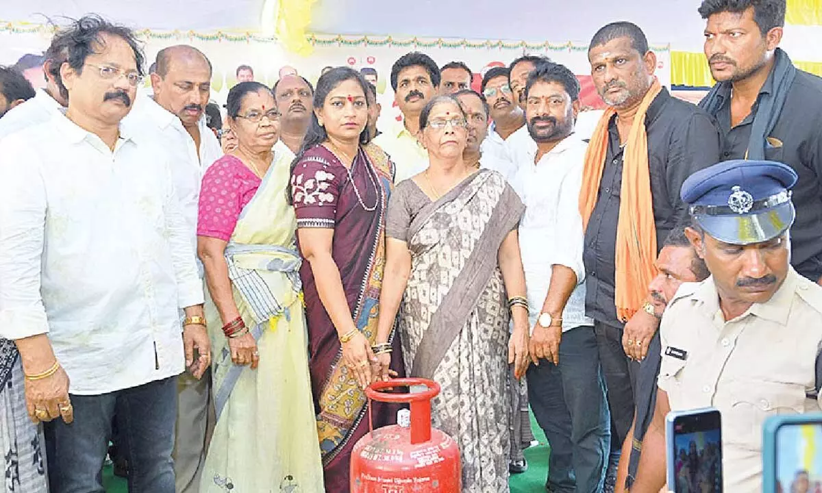 Home minister Vangalapudi Anitha launching the free gas cylinder scheme in Payakaraopeta on Friday