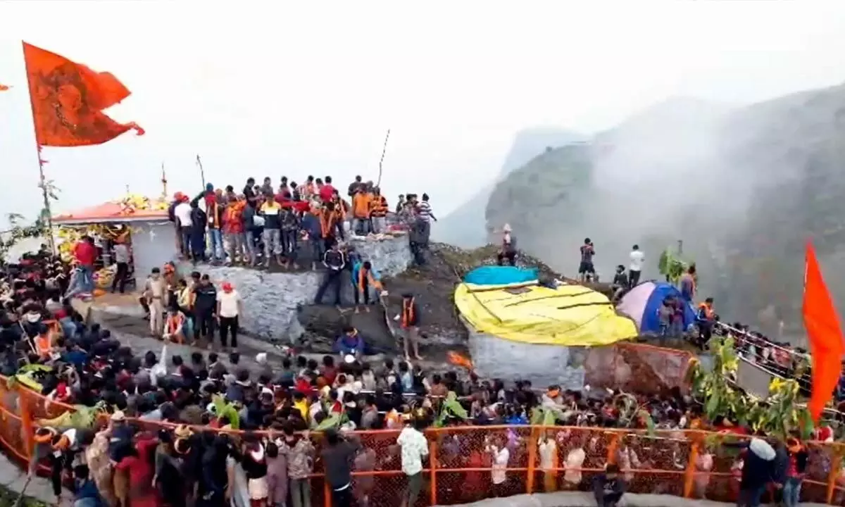 Crowd surge at temple fair leaves several injured after stampede