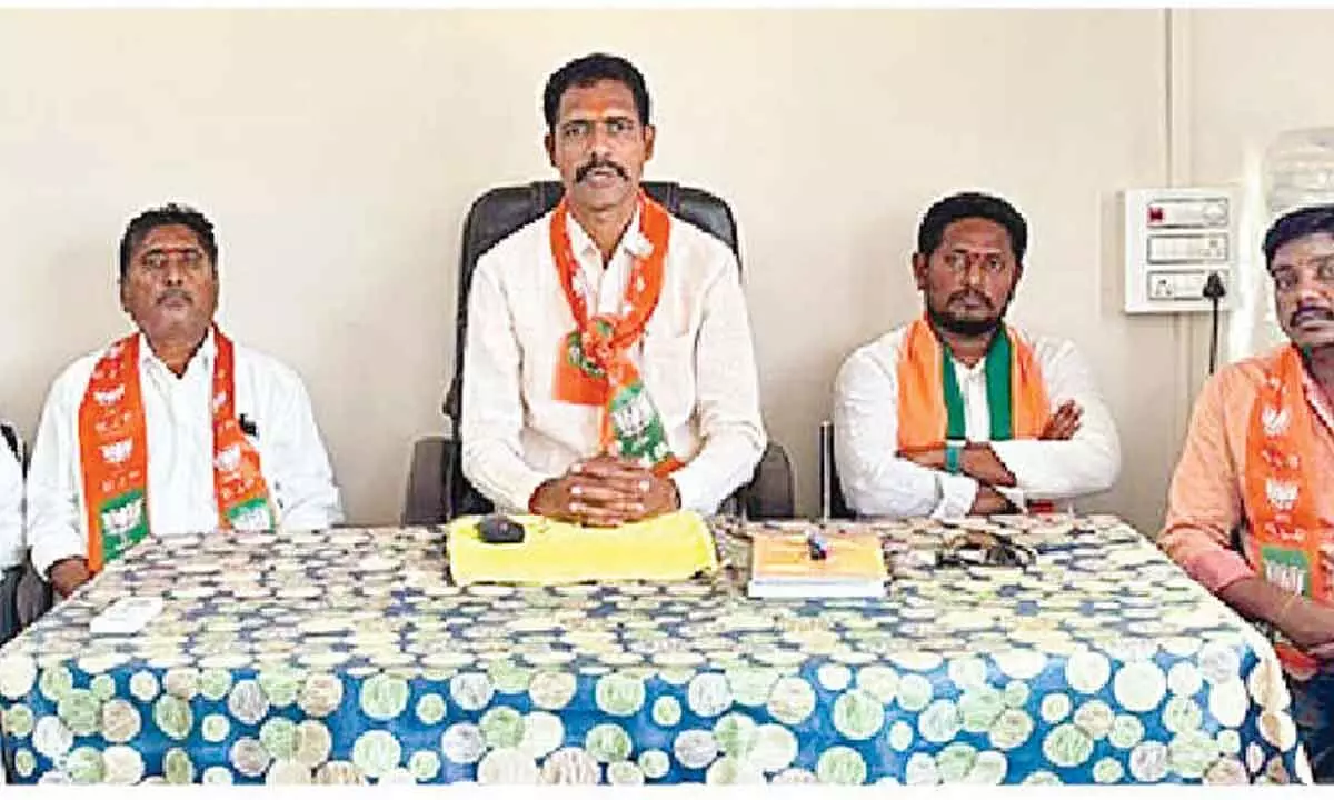 ‘Alampur leaders preventing devpt due to rivalry’