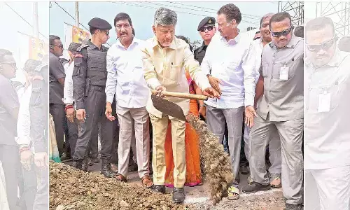 Pothole-free roads by Sankranti says CM Chandrababu Naidu