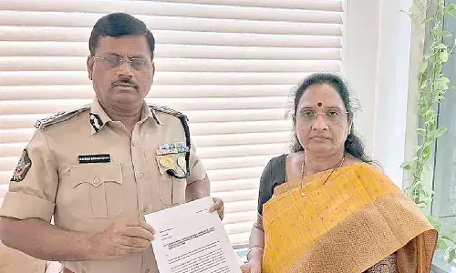 Vasireddy Padma lodges complaint against former MP Madhav