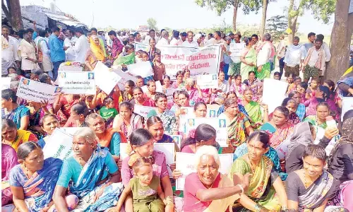 Villagers stage protest against uranium mining