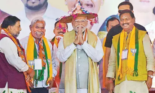 Gushpaithiya Bandhan, Mafia ka Ghulam: Modi on JMM coalition