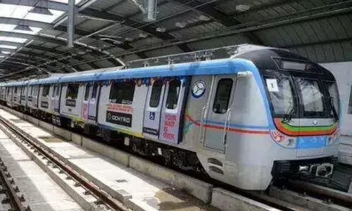 Technical glitch hits Hyd Metro services