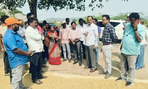 Addl Collector inspects paddy procurement centres