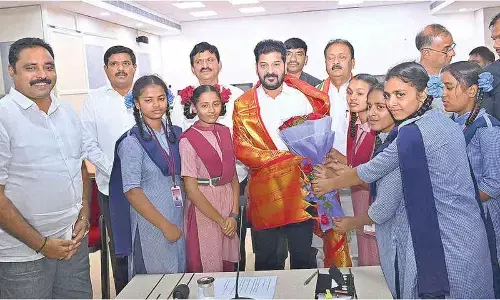 Govt plans mega meet with students on Nov 14, may roll out key decisions