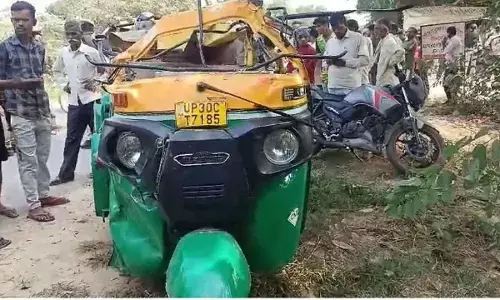 UP: 10 killed as truck hits auto in Hardoi