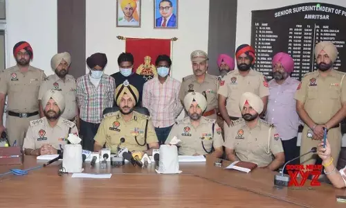 Trans-border smuggling racket busted, 3 held