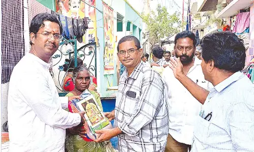 Clothes distributed to flood victims