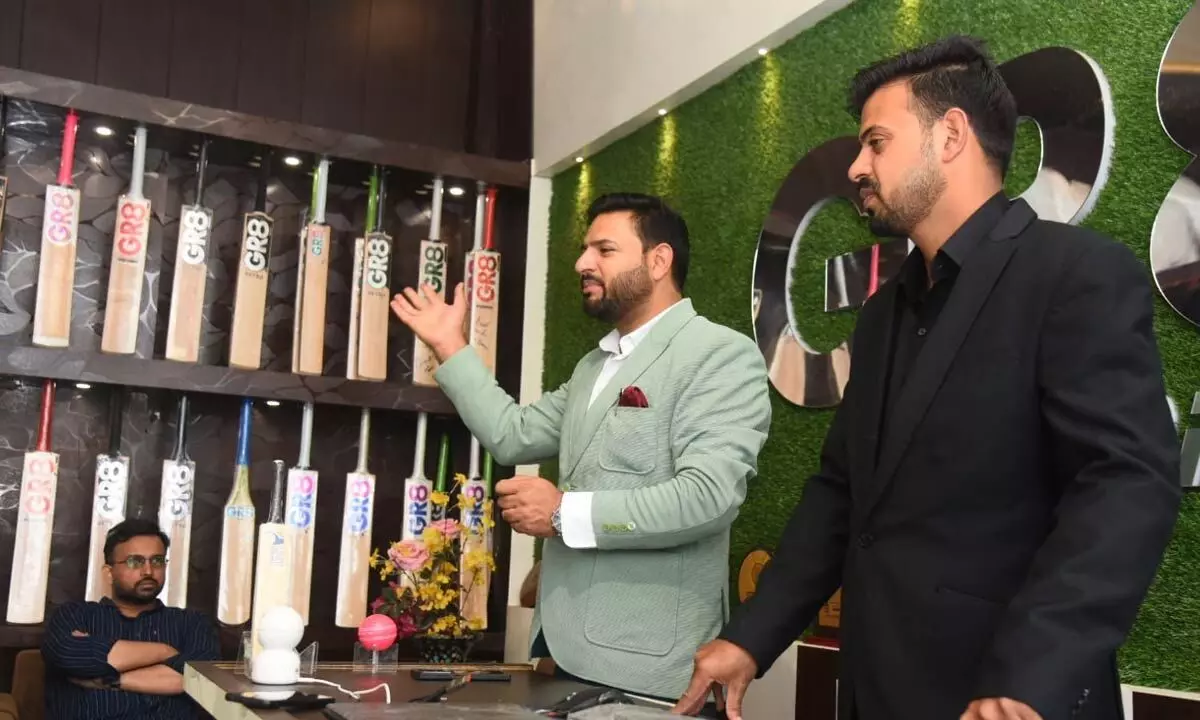 Media delegation from city visits Kashmir’s willow cricket bat manufacturing unit