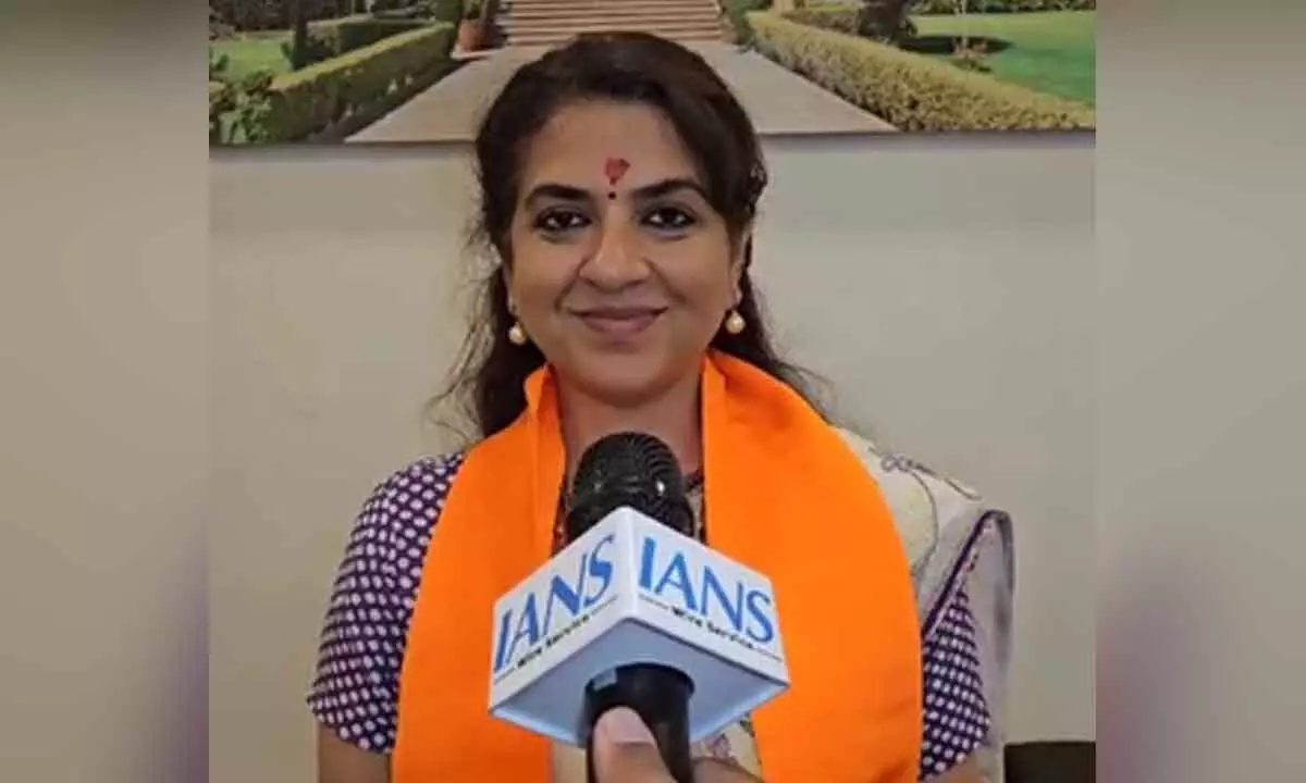 Shaina NC slams MVA for caste-based, appeasement politics