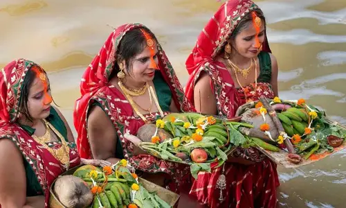 Chhath Puja 2024: Usha Arghya Ritual, Significance, and Muhurat on the Final Day of Celebration
