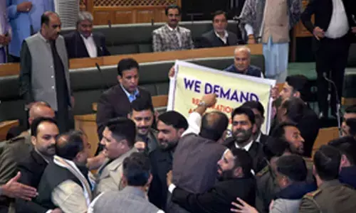 BJP MLAs run ‘parallel assembly’ in J&K Assembly lawns