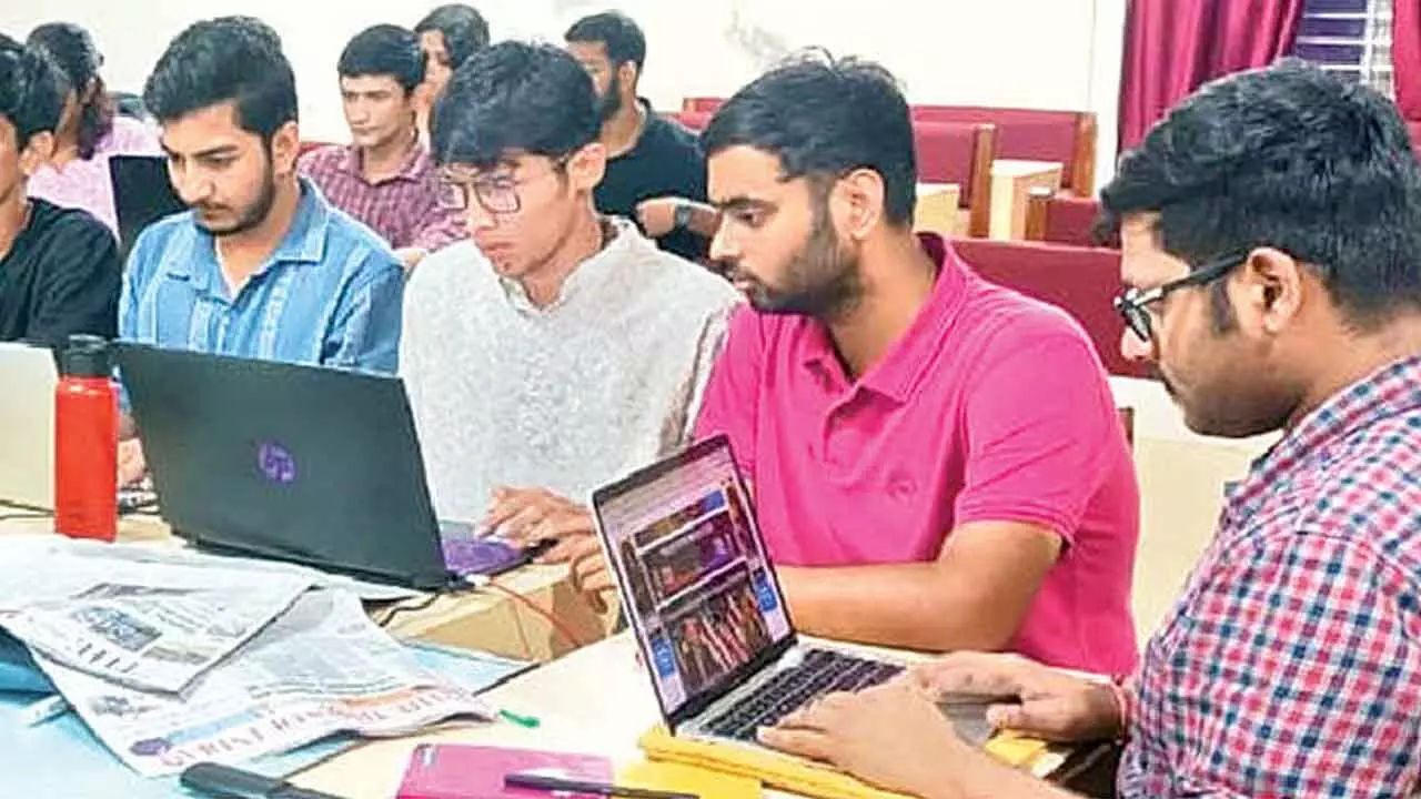 IIMC classroom turns newsroom