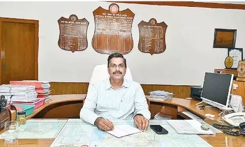 New ADRM (Infra) assumes charge at Waltair Division