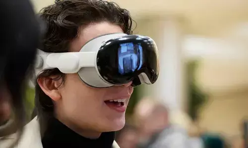 Apple Vision Pro 2 with M5 Chipset Could Launch by 2025