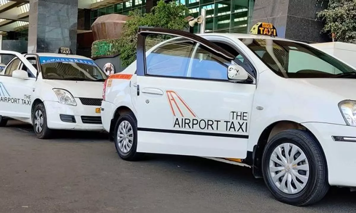 Cab fraud at airport generates heat on social media