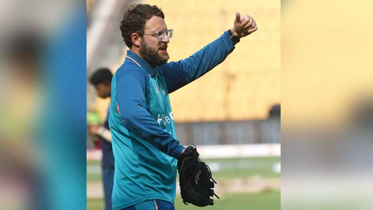 Australia assistant coach Vettori likely to miss Perth Test due to IPL auction: Report