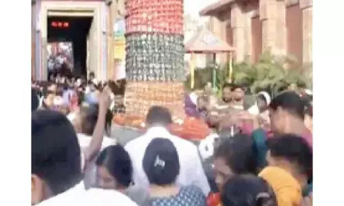 Thousands throng Puri temple for ‘Panchuka’