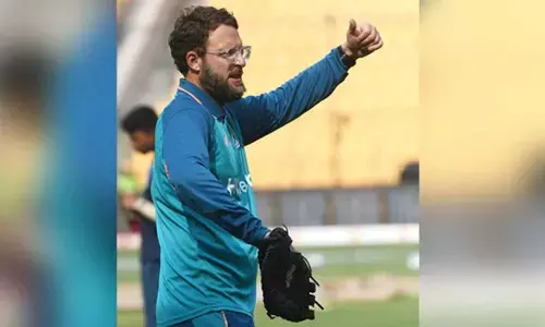 Australia assistant coach Vettori likely to miss Perth Test due to IPL auction: Report