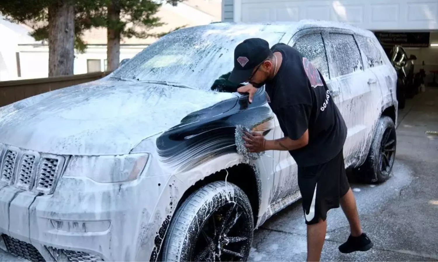 DIY vs professional car detailing: Pros and Cons