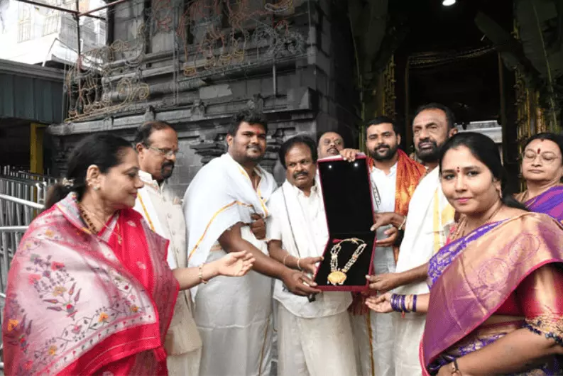 Chaitanya Donates Rs. 2 Crore Golden Vijayanthi Necklace to Sriveera for Utsavamurti