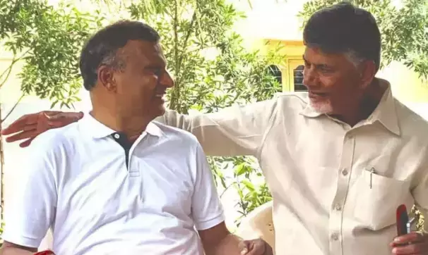 Chandrababus brother Rammurthy Naidu Passes Away in Hyderabad