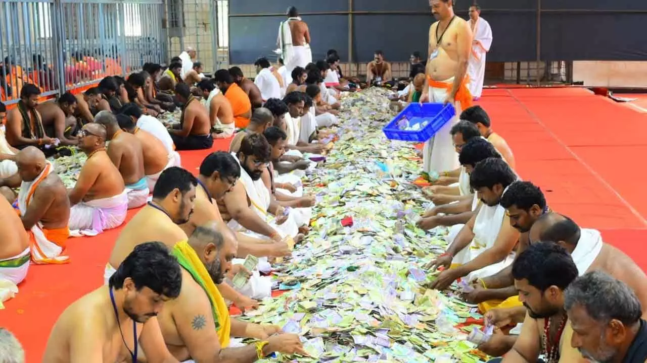 Srisailam Temple: Devotees make hundi offerings of over Rs 4.14 cr