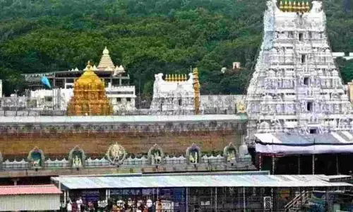 Devotees rush reduces at Tirumala, to take 4 hours for Sarvadarshans