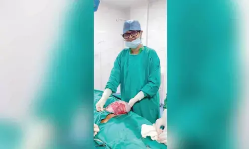 7 kg ovarian tumour removed