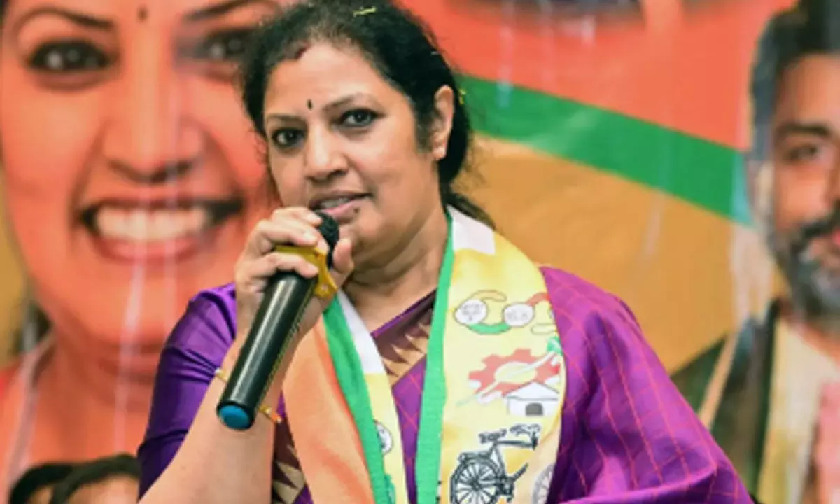 All those linked with Adani case close to Congress: Purandeswari