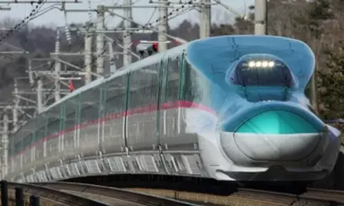 Shinkansen services near Tokyo delayed due to maintenance problem