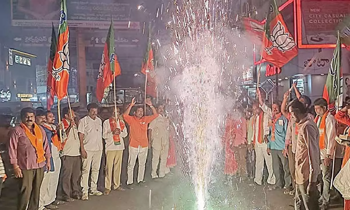 BJP activists elated in Guntur