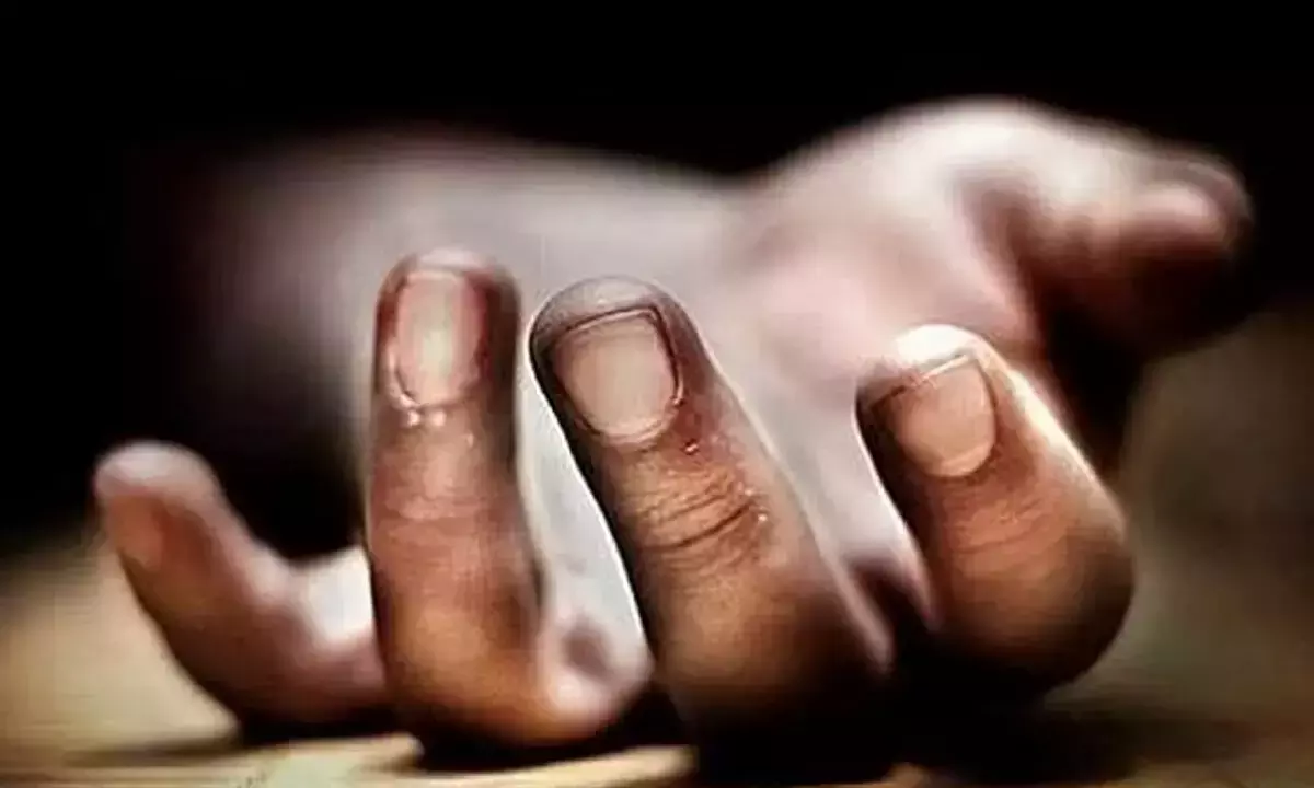 Youth Commits Suicide in Srikalahasti