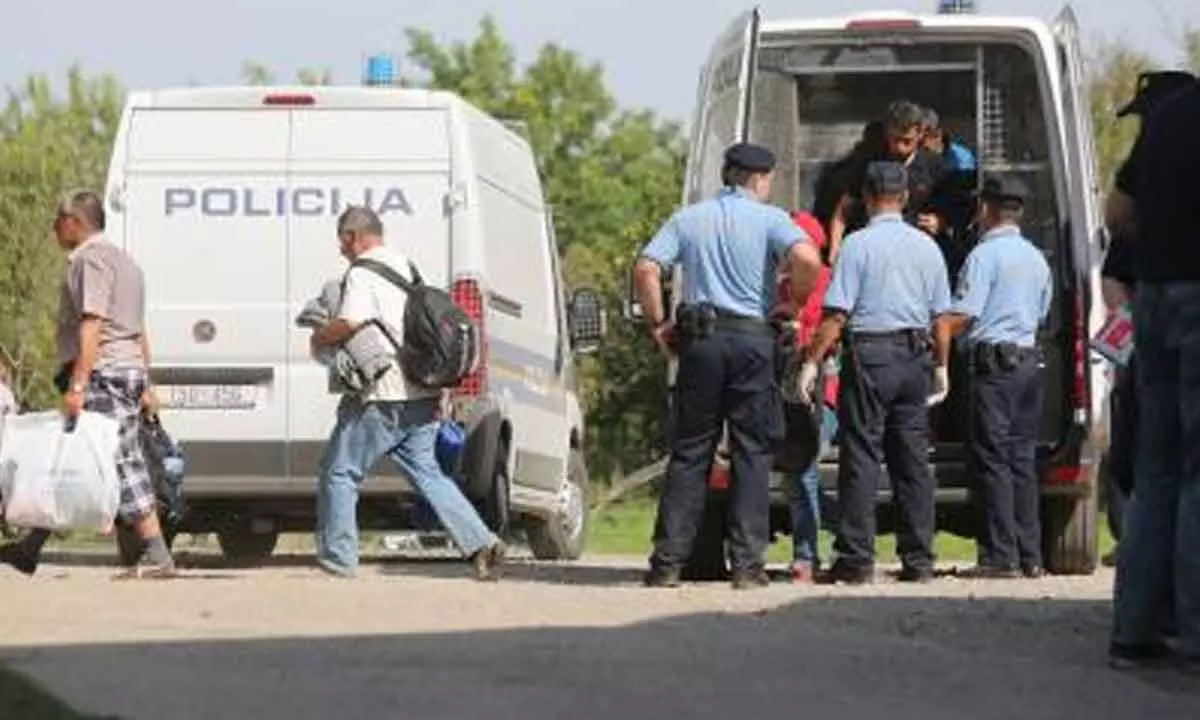 One killed, four injured in hand grenade explosion in southern Croatia