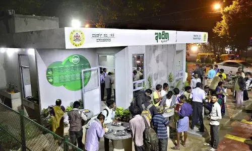 Wait for big meal at Indira Canteens ends in dismay