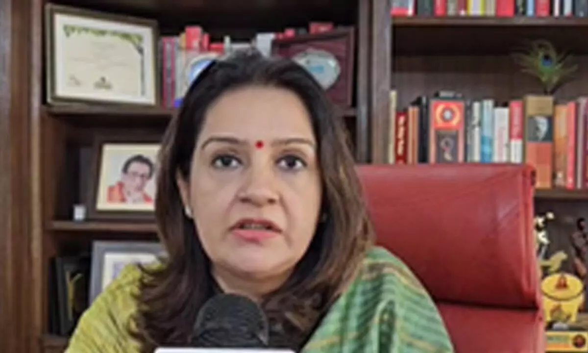 Detrimental to interests of people: Priyanka Chaturvedi on delay in naming Maha CM