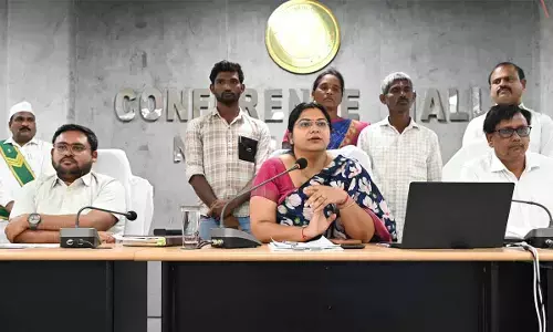 Collector assures all help to Gulf victim