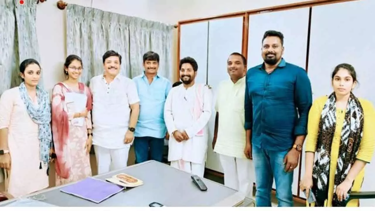 Alumni association leaders with Minister Kandula Durgesh