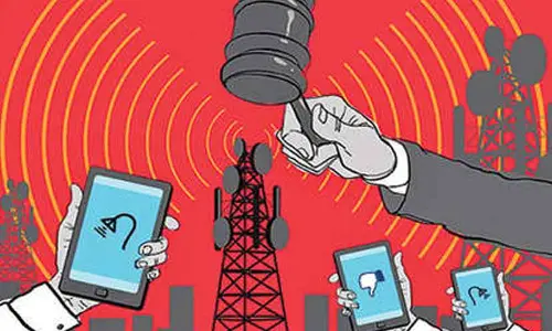 Govt waives bank guarantees for spectrum purchased before 2022